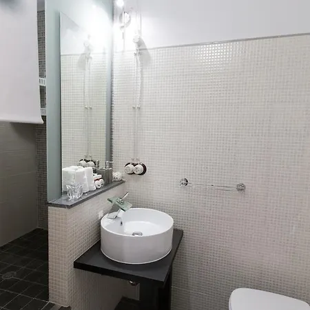 La Casa Del Liberty 4* فيتوريا